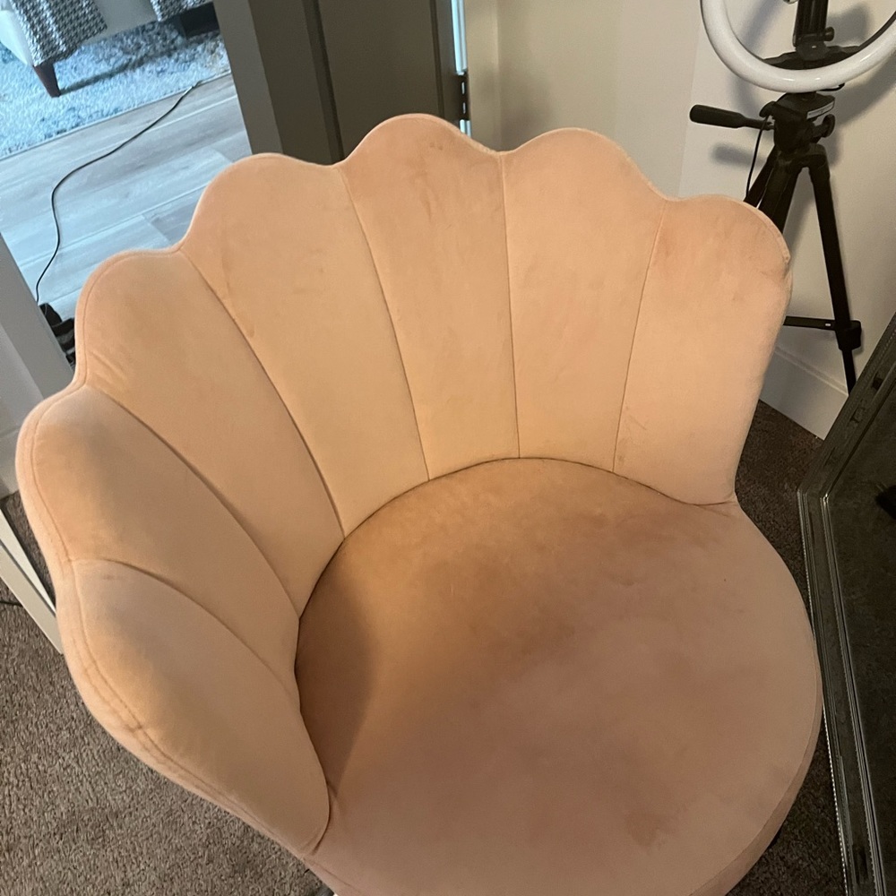 Pink chair